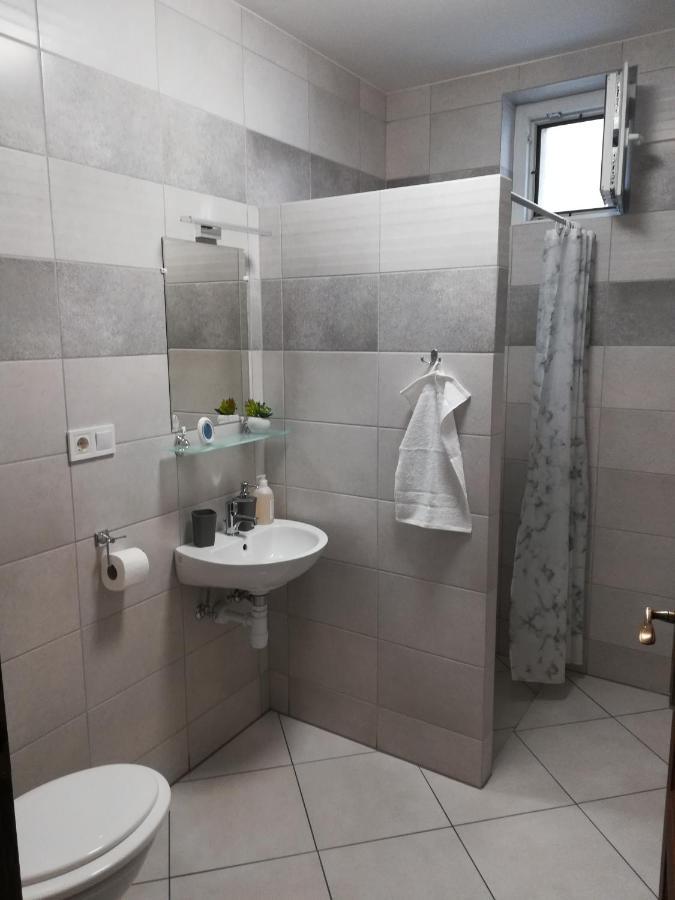 Cinege Vendeghaz Hotell Tolcsva Exteriör bild