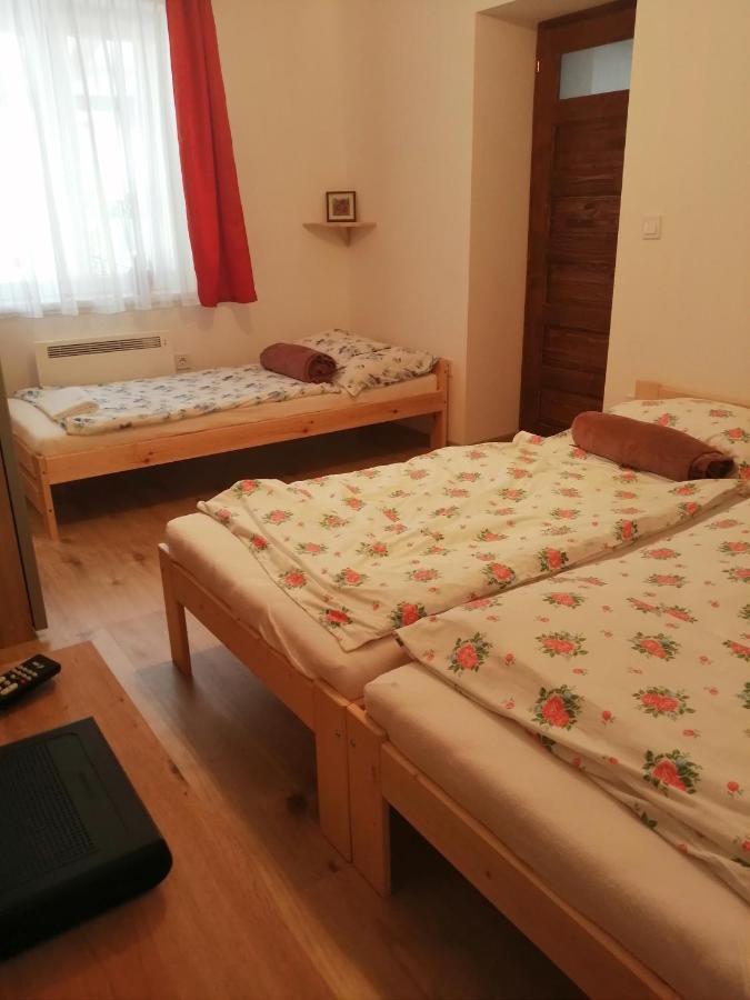 Cinege Vendeghaz Hotell Tolcsva Exteriör bild
